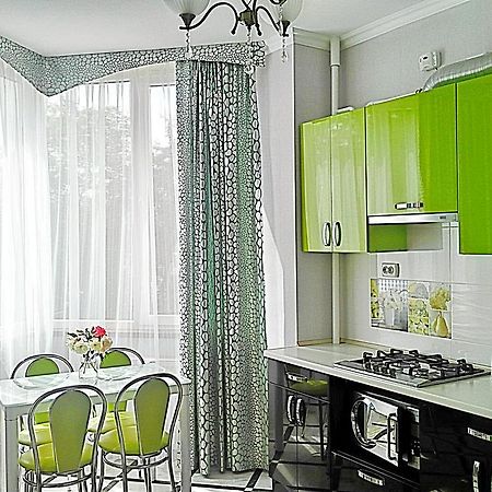Apartment On Stepana Bandery 35 トラスコヴェッツ エクステリア 写真