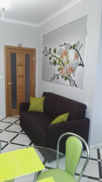 Apartment On Stepana Bandery 35 トラスコヴェッツ エクステリア 写真