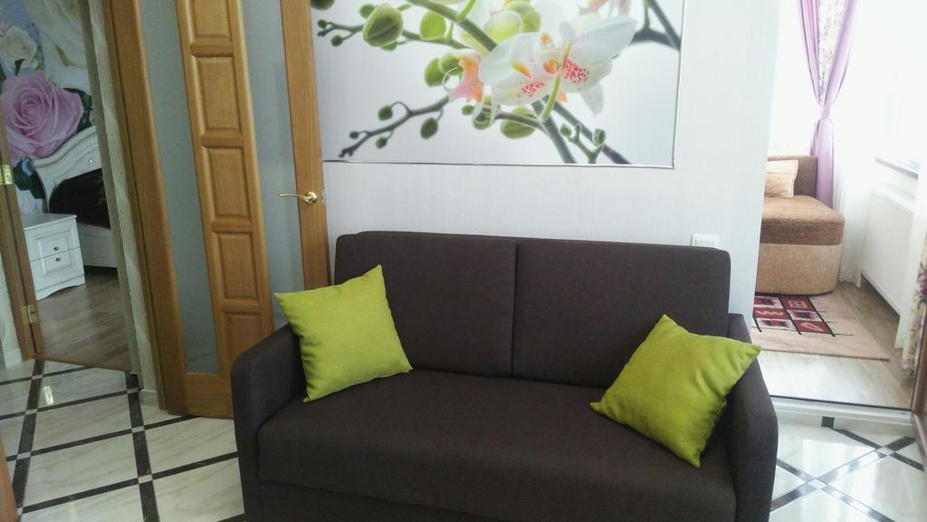 Apartment On Stepana Bandery 35 トラスコヴェッツ エクステリア 写真