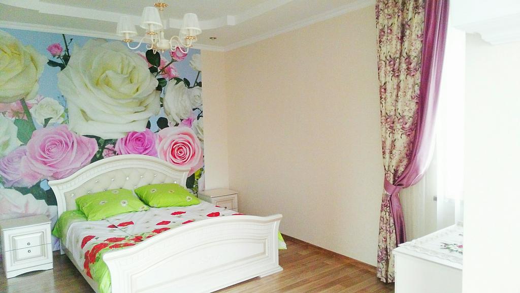 Apartment On Stepana Bandery 35 トラスコヴェッツ エクステリア 写真