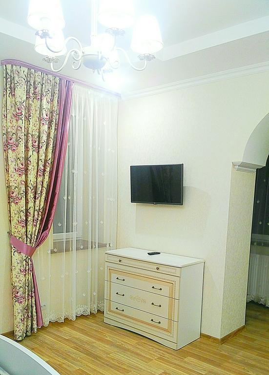 Apartment On Stepana Bandery 35 トラスコヴェッツ エクステリア 写真